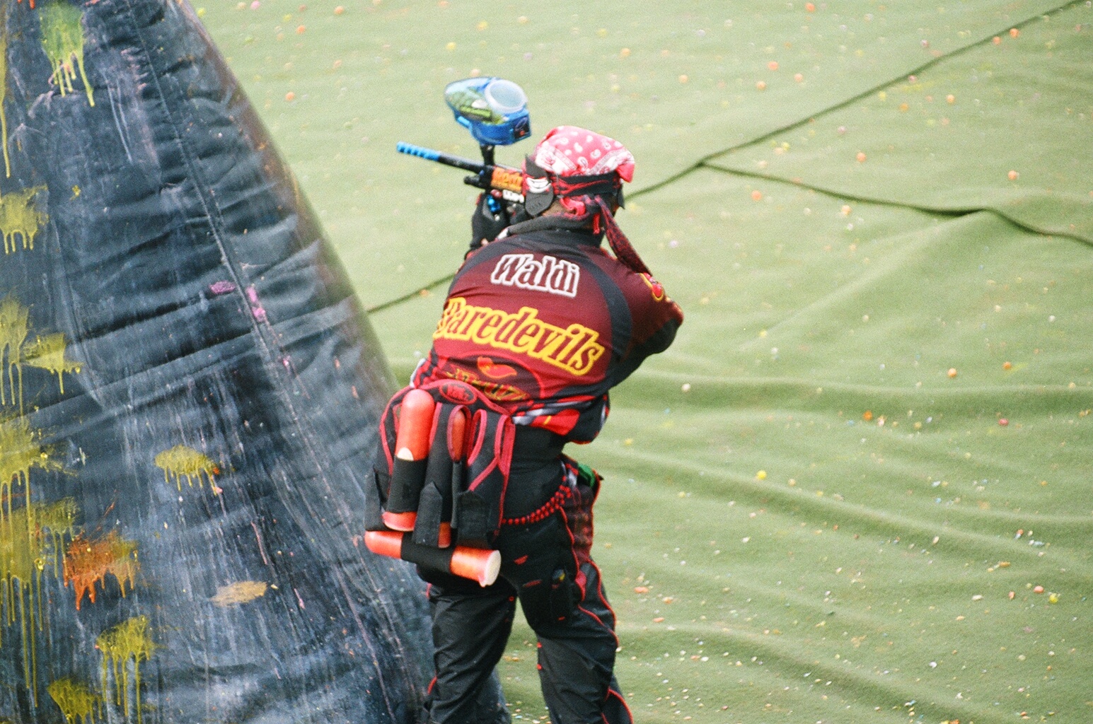 Fotografía MB 40021 en el álbum Malaga Beach 2004